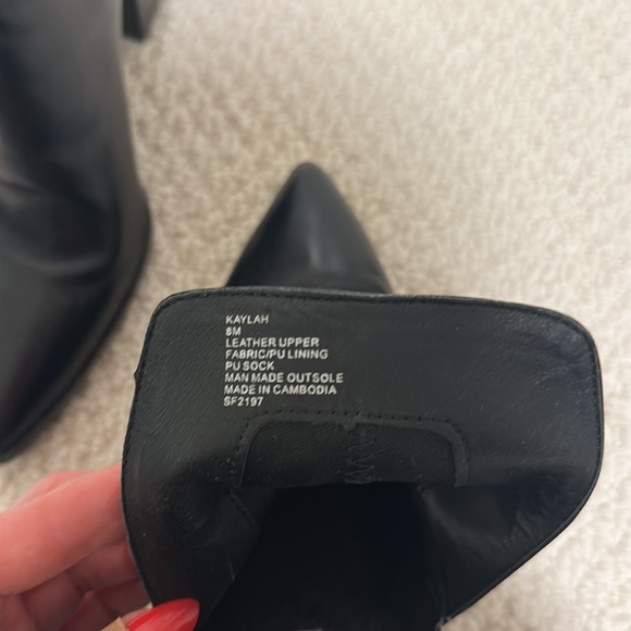 Steve Madden Leather Ankle Boots size 8 - Picture 4 of 4